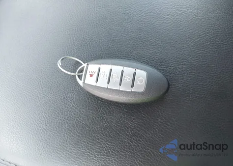 2014 Nissan Pathfinder Hybrid Platinum z USA, uszkodzony, nr VIN 5N1CR2MM1EC638030